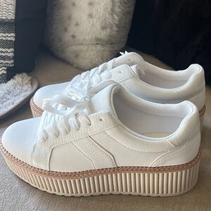 Brand New Dolce Vita platform tennis shoes. Size 8.5